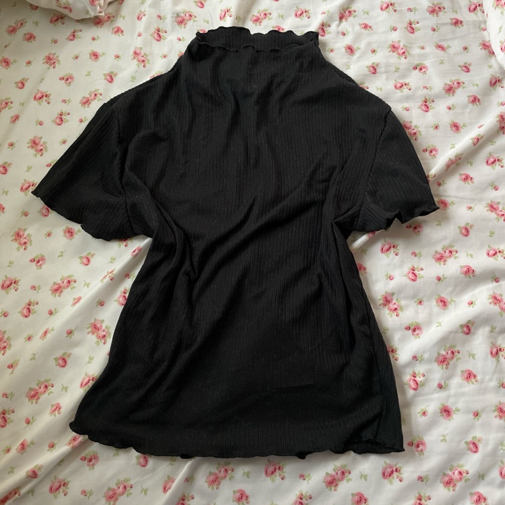 basic black top